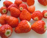 A picture of step 1 of Soft Strawberry Mousse with Rice Flour.