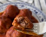 Foto del passaggio 6 della ricetta Polpette al sugo