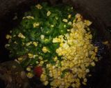 Foto langkah ke 3 dari resep Tumis Jagung Pare Teri.