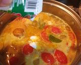 Foto langkah ke 4 dari resep Udang Kentang Kuah Kuning.
