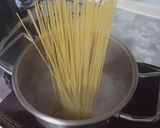Hình bước làm 3 của món Spaghetti Gà Nướng / Chicken chop