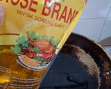 Foto langkah ke 7 dari resep Ayam Goreng Ketumbar.