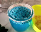 A picture of step 1 of Gatorade Cool Blue Fuljar Fountain Soda - 2 minutes.