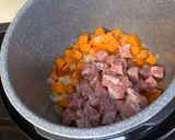 Foto del paso 4 de la receta: Lentejas con Secreto y Boniato al Curry !!!