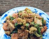 Foto langkah ke 8 dari resep Capcay goreng.