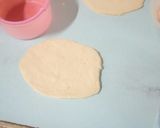 A picture of step 3 of Cheesy chicken pie.