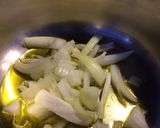 A picture of step 2 of Cabbage Youvetsi.