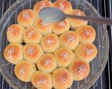 Foto langkah ke 7 dari resep Honeycomb Bread / Roti Sarang Lebah.