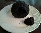 A picture of step 14 of Chocolate Cakes with Cherry Cream Filling.