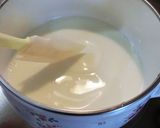 A picture of step 2 of 2 Layer Bavarois Jello.