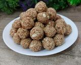 तिळगुळ लाडू (Tilgul Ladoo Recipe In Marathi) रेसिपी स्टेप 5 फोटो