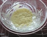 A picture of step 11 of Rolled Bread with Cream.