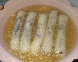 Foto langkah ke 5 dari resep Banana Roll Enak Bangett.