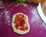 Foto del paso 5 de la receta: Pan mimbre con mermelada de fresa