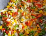 A picture of step 1 of Wors sweet and chilli stir fry.