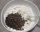 Foto langkah ke 2 dari resep Chocolate Chip Cookies.