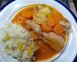 Foto del paso 9 de la receta: Guiso de pollo en salsa de tomate con zanahoria y papita