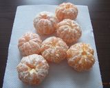 A picture of step 1 of Authentic Clementine Jam.