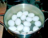 A picture of step 2 of Mike's Garlic Peppercorn Pickled Eggs.