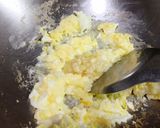 Foto langkah ke 3 dari resep Bakmi goreng kucai telur.