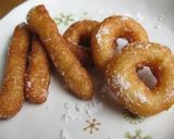 A picture of step 4 of Easy Doughnut with Tofu and Pancake Mix.