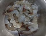 Foto langkah ke 1 dari resep Sambal Goreng Telur Puyuh Udang.