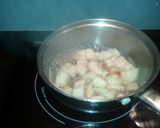 A picture of step 1 of Pear and chocolate pudding.
