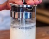 Foto del paso 2 de la receta: Cappuccino en Prensa