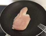 Foto del paso 2 de la receta Pechuga de pollo sencilla y saludable
