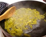 A picture of step 11 of Steak and Cactus Pasta.