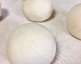 A picture of step 3 of Chewy Yogurt Bagels.