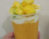 Foto langkah ke 5 dari resep Manggo float by mamitakaeshi.