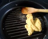 A picture of step 4 of spinach in bechamel sauce.