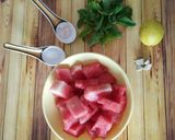 A picture of step 2 of Watermelon Mint Refresher.