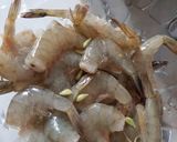 Foto langkah ke 1 dari resep Udang Saus Padang campur Tahu - Pedas Sedang.