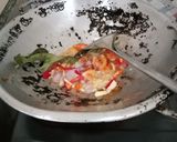 Foto langkah ke 2 dari resep 06. Telur Ceplok Saos Tiram.