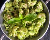 A picture of step 6 of Macaroni with creamy spinach sauce.