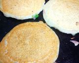 A picture of step 3 of Onion tomato rava Uttapam.