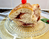 Foto del paso 24 de la receta: Brioche navideño con mermelada de frambuesas