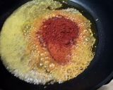A picture of step 5 of Carissa Karonda Pickle.