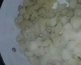 A picture of step 1 of Fluffy Mashed Potatoes.