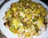 A picture of step 5 of Aloo chole chaat.