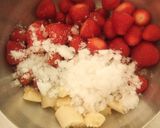 A picture of step 2 of Strawberry Banana Jam.