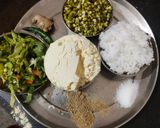 A picture of step 1 of Hara bhara pan cake.
