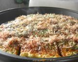 A picture of step 5 of With Chinese Cabbage?! Jumbo Okonomiyaki.
