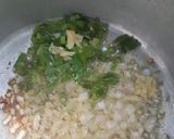 A picture of step 3 of Thai Chicken,Mushroom fried Rice.