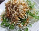 A picture of step 6 of Crispy Crunchy Mizuna and Fried Glass Noodle Salad.