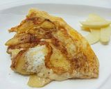 A picture of step 5 of Apple Omelette.