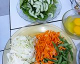 Foto langkah ke 2 dari resep Mie Goreng Ulang Tahun.. (Mie Goreng Panjang Umur) enyakkk😋.