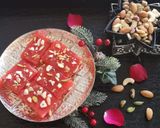 A picture of step 8 of Karachi Halwa/jelly halwa.
